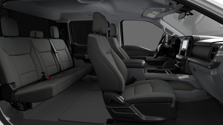 2027 Ford Super Duty F-350 DRW XLT