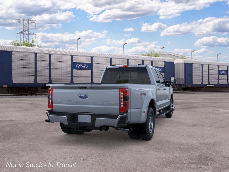 2026 Ford Super Duty F-350 DRW Lariat