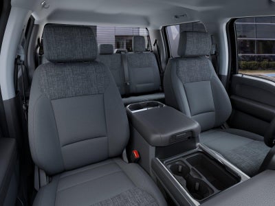 2027 Ford Super Duty F-350 DRW XLT
