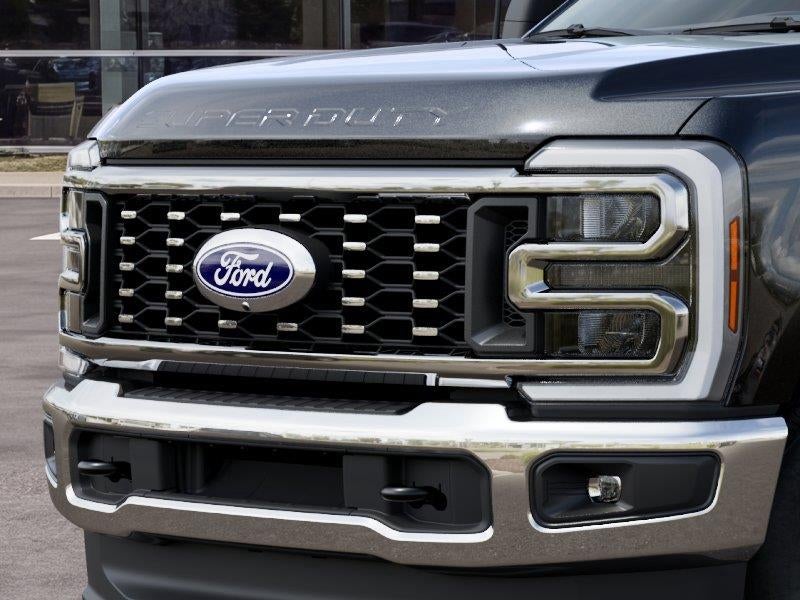 2027 Ford Super Duty F-350 DRW XLT