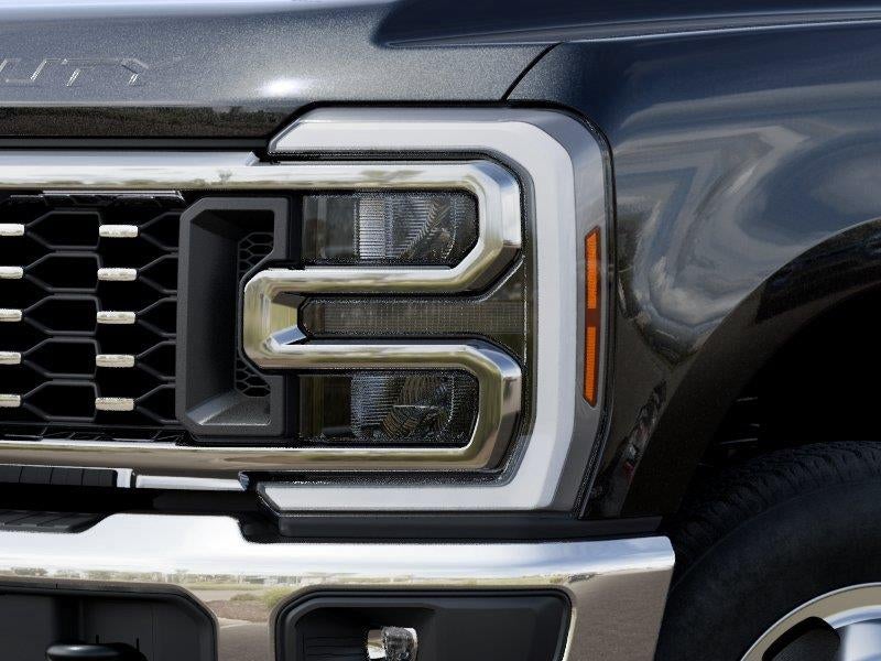 2027 Ford Super Duty F-350 DRW XLT