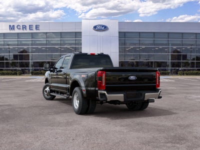 2027 Ford Super Duty F-350 DRW XLT