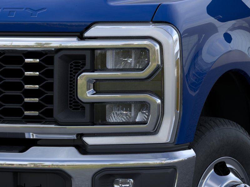 2026 Ford Super Duty F-350 DRW Lariat