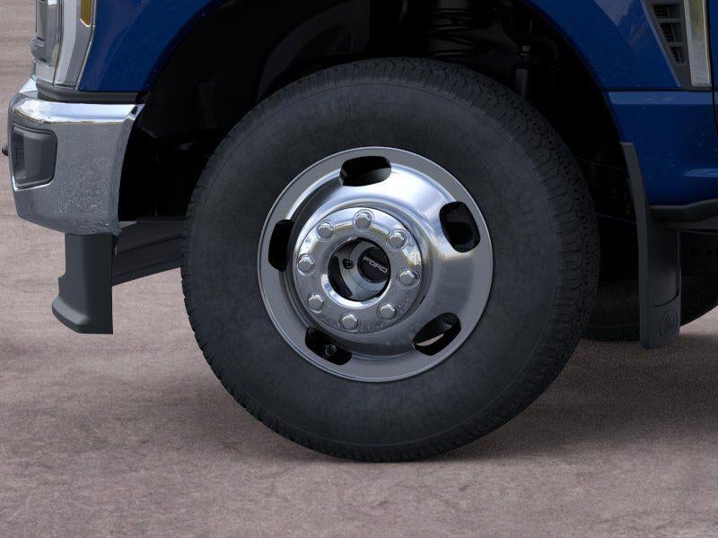 2026 Ford Super Duty F-350 DRW Lariat