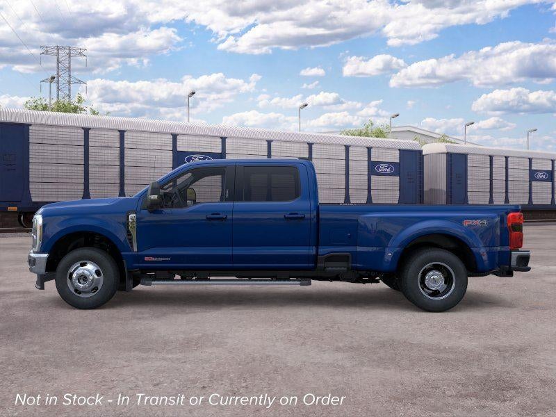 2026 Ford Super Duty F-350 DRW Lariat