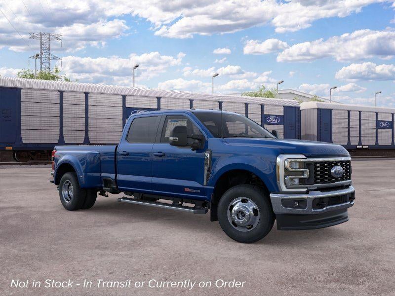 2026 Ford Super Duty F-350 DRW Lariat