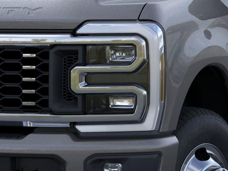 2026 Ford Super Duty F-350 DRW Platinum