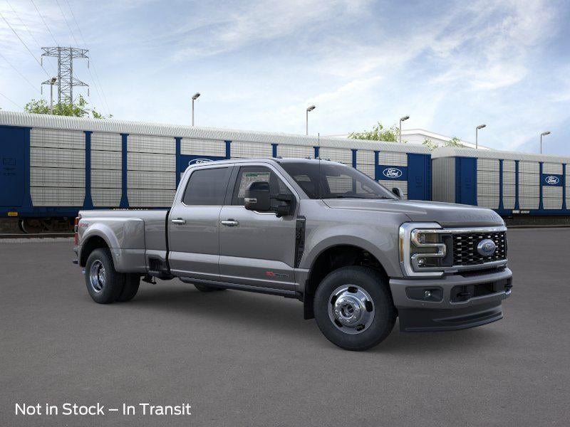 2026 Ford Super Duty F-350 DRW Platinum
