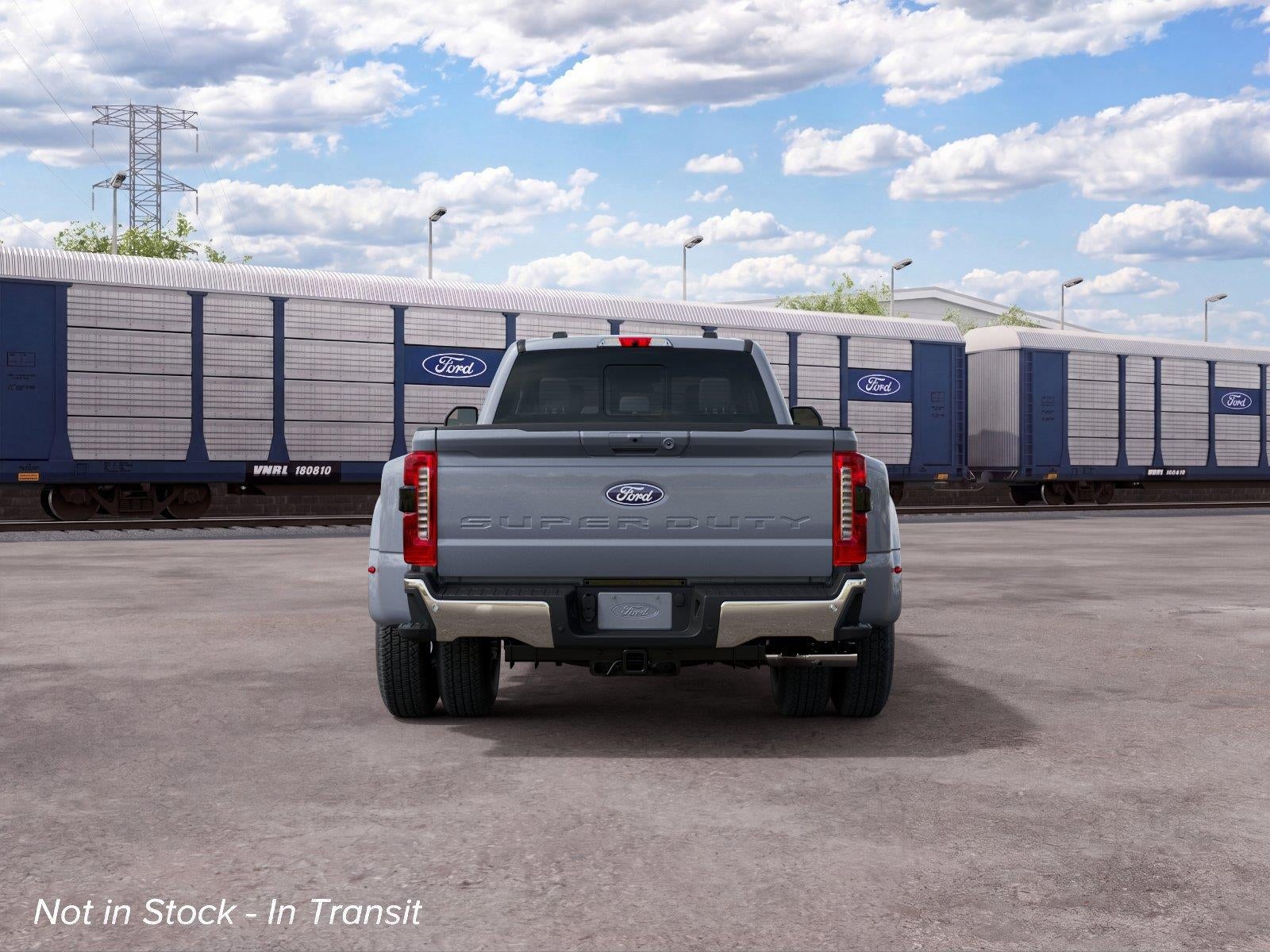 2027 Ford Super Duty F-350 DRW Lariat