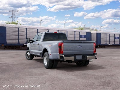 2027 Ford Super Duty F-350 DRW Lariat