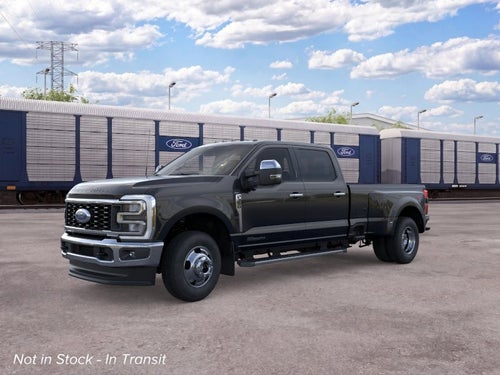 2026 Ford Super Duty F-350 DRW LARIAT