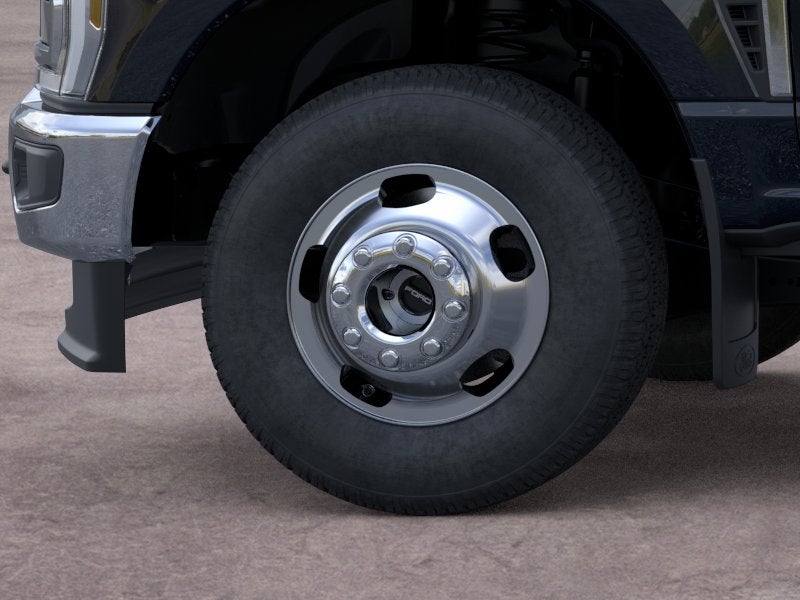 2026 Ford Super Duty F-350 DRW LARIAT