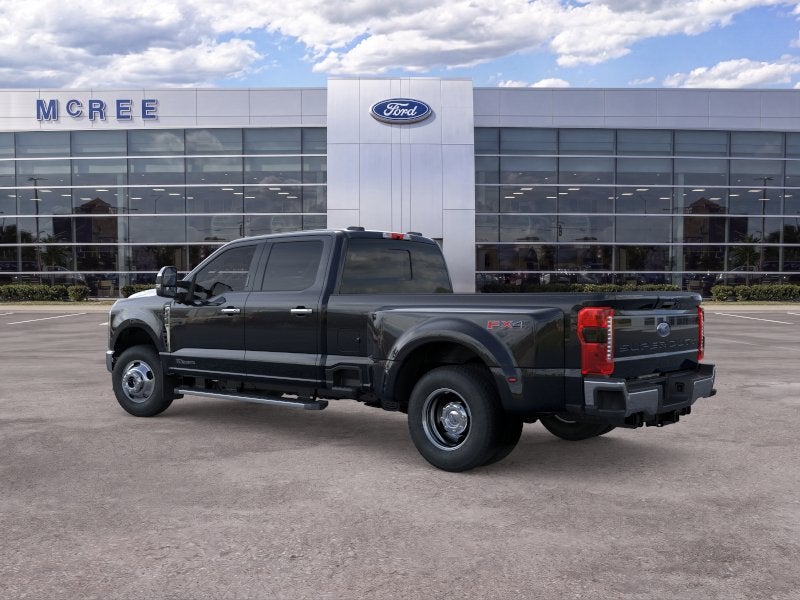 2026 Ford Super Duty F-350 DRW LARIAT