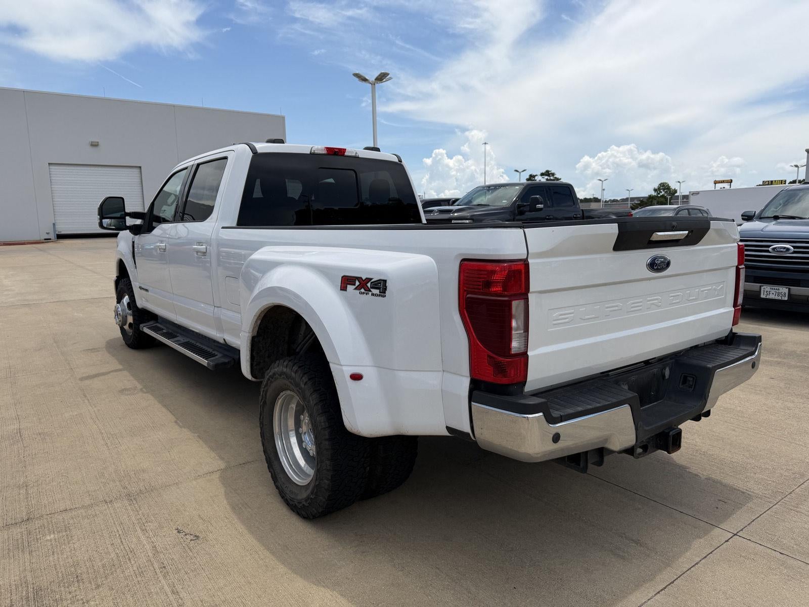 2020 Ford Super Duty F-350 DRW Lariat