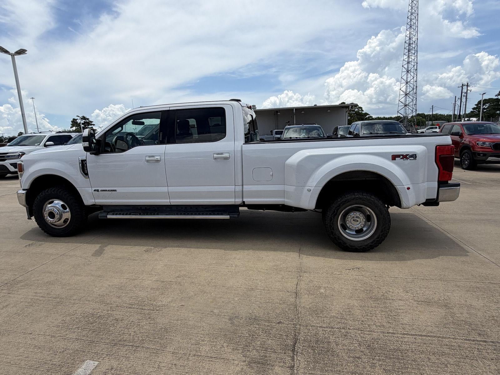 2020 Ford Super Duty F-350 DRW Lariat
