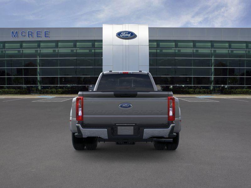 2026 Ford Super Duty F-350 DRW XLT