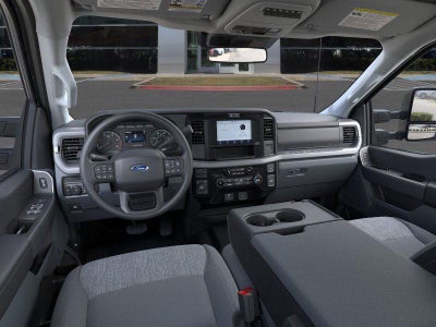 2026 Ford Super Duty F-350 DRW XLT