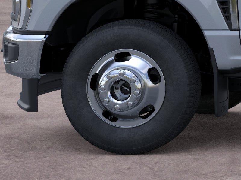 2026 Ford Super Duty F-350 DRW Lariat