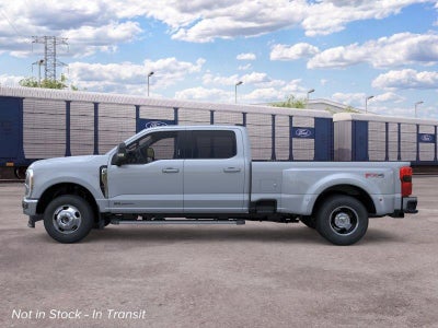 2026 Ford Super Duty F-350 DRW Lariat