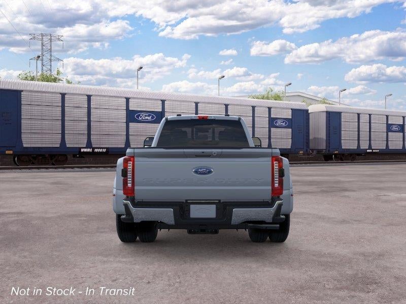 2026 Ford Super Duty F-350 DRW Lariat