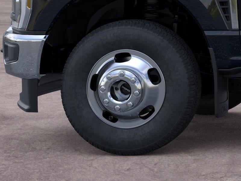2026 Ford Super Duty F-350 DRW Lariat