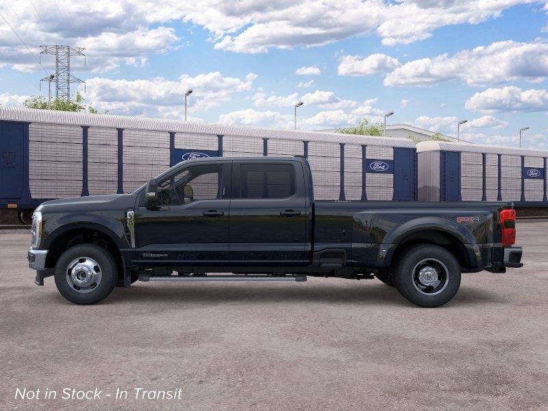 2026 Ford Super Duty F-350 DRW Lariat