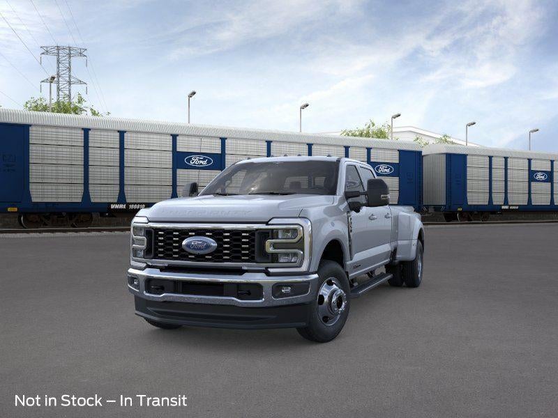 2026 Ford Super Duty F-350 DRW Lariat