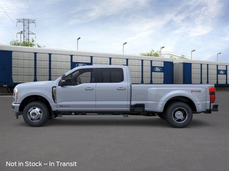 2026 Ford Super Duty F-350 DRW Lariat
