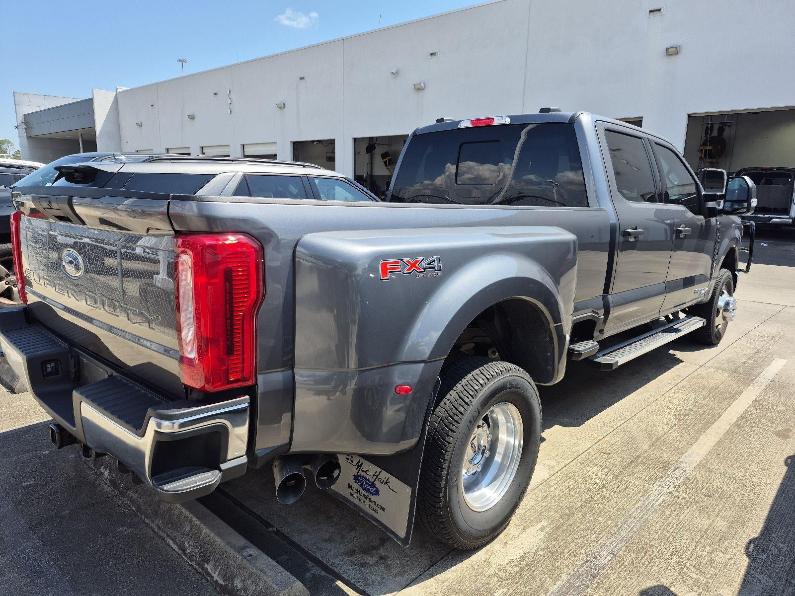 2025 Ford Super Duty F-350 DRW XLT