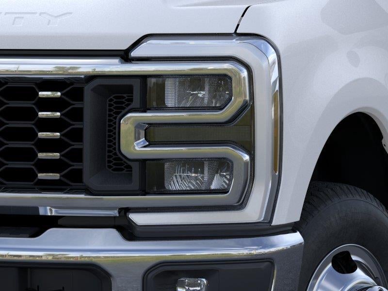 2026 Ford Super Duty F-350 DRW Lariat