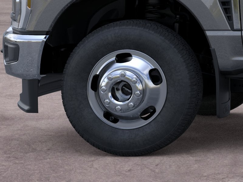2026 Ford Super Duty F-350 DRW Lariat