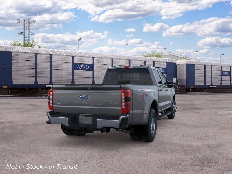 2026 Ford Super Duty F-350 DRW Lariat