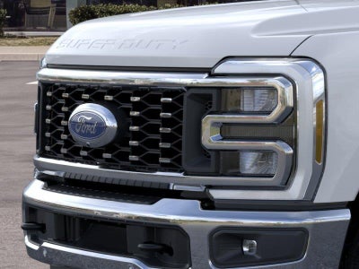 2026 Ford Super Duty F-350 DRW Lariat