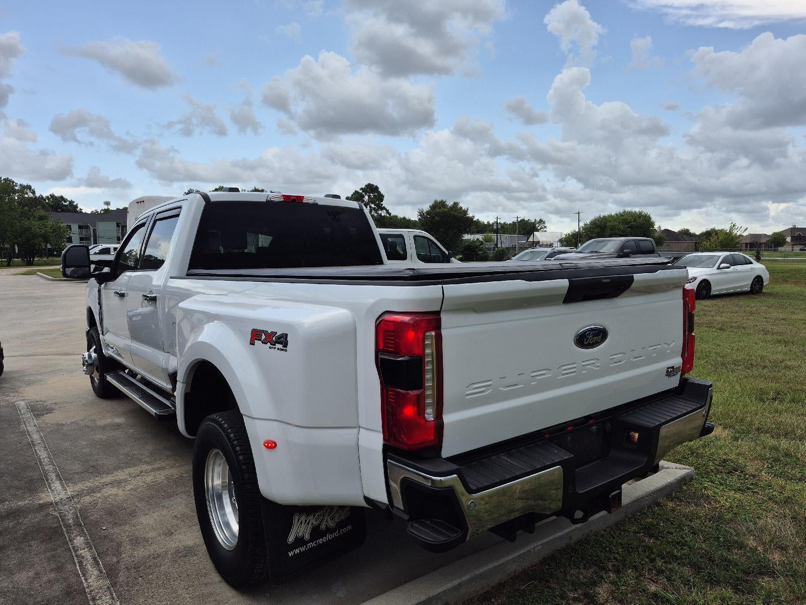 2025 Ford Super Duty F-350 DRW XLT
