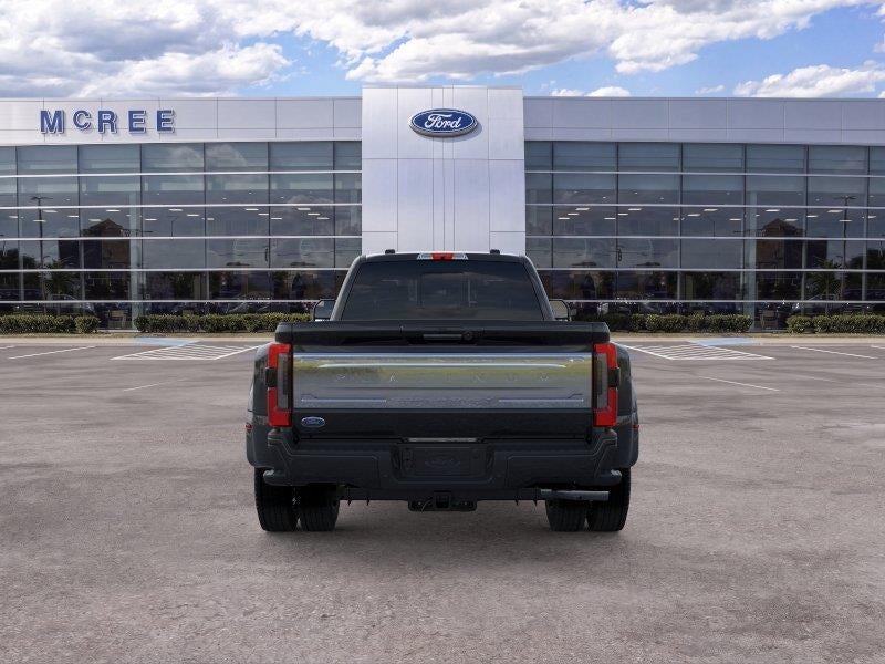 2026 Ford Super Duty F-450 Drw Platinum