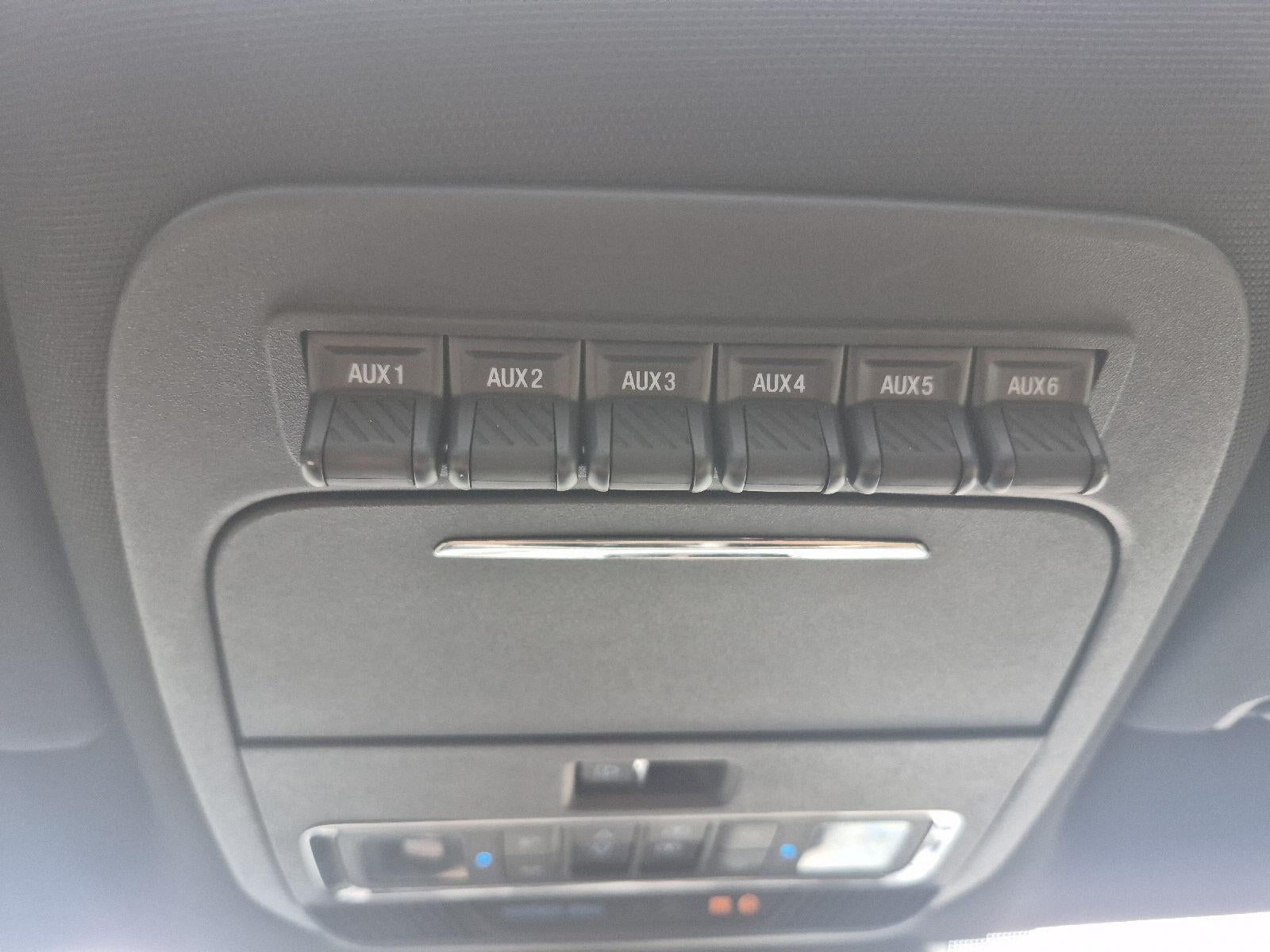 2024 Ford Super Duty F-450 DRW Lariat