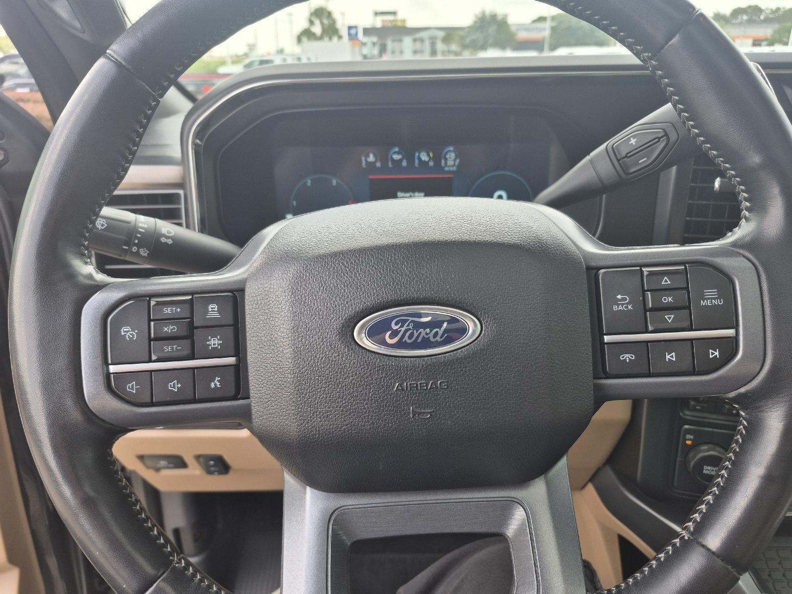2024 Ford Super Duty F-450 DRW Lariat