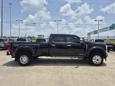 2024 Ford Super Duty F-450 DRW Lariat