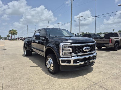 2024 Ford Super Duty F-450 DRW Lariat