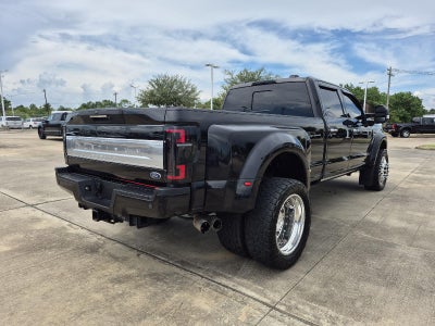 2022 Ford Super Duty F-450 DRW Platinum