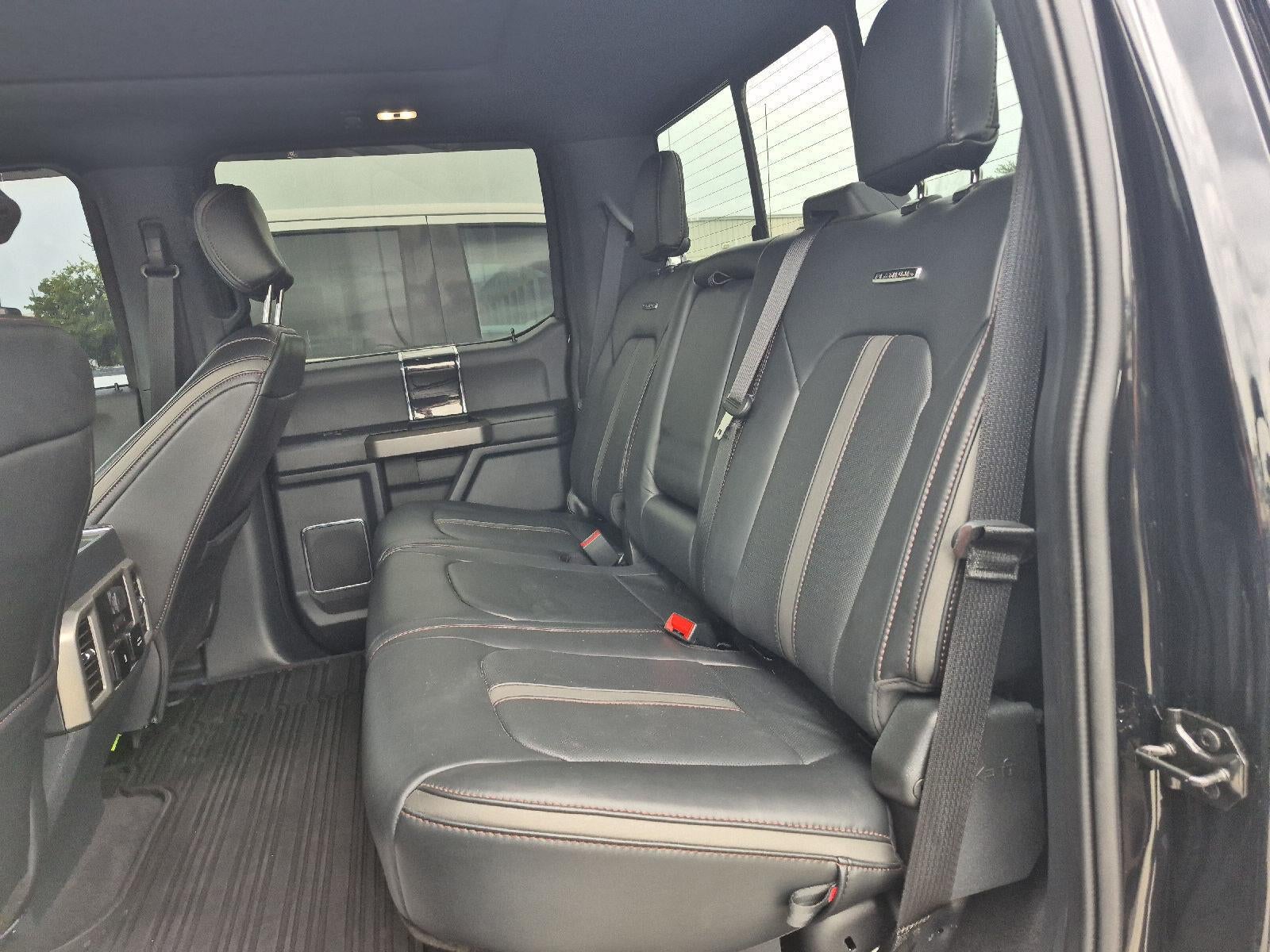 2022 Ford Super Duty F-450 Drw Platinum