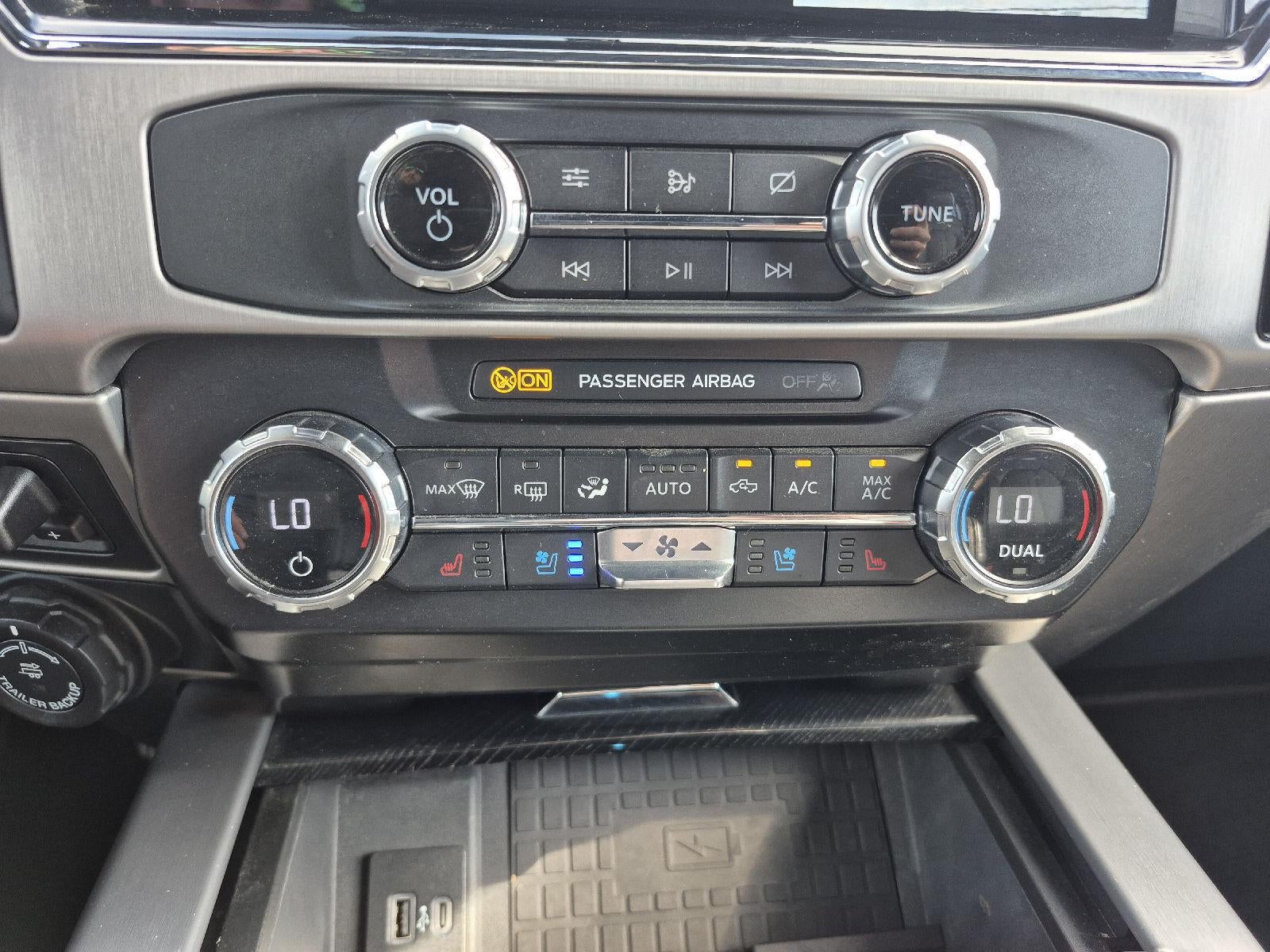 2022 Ford Super Duty F-450 DRW Platinum