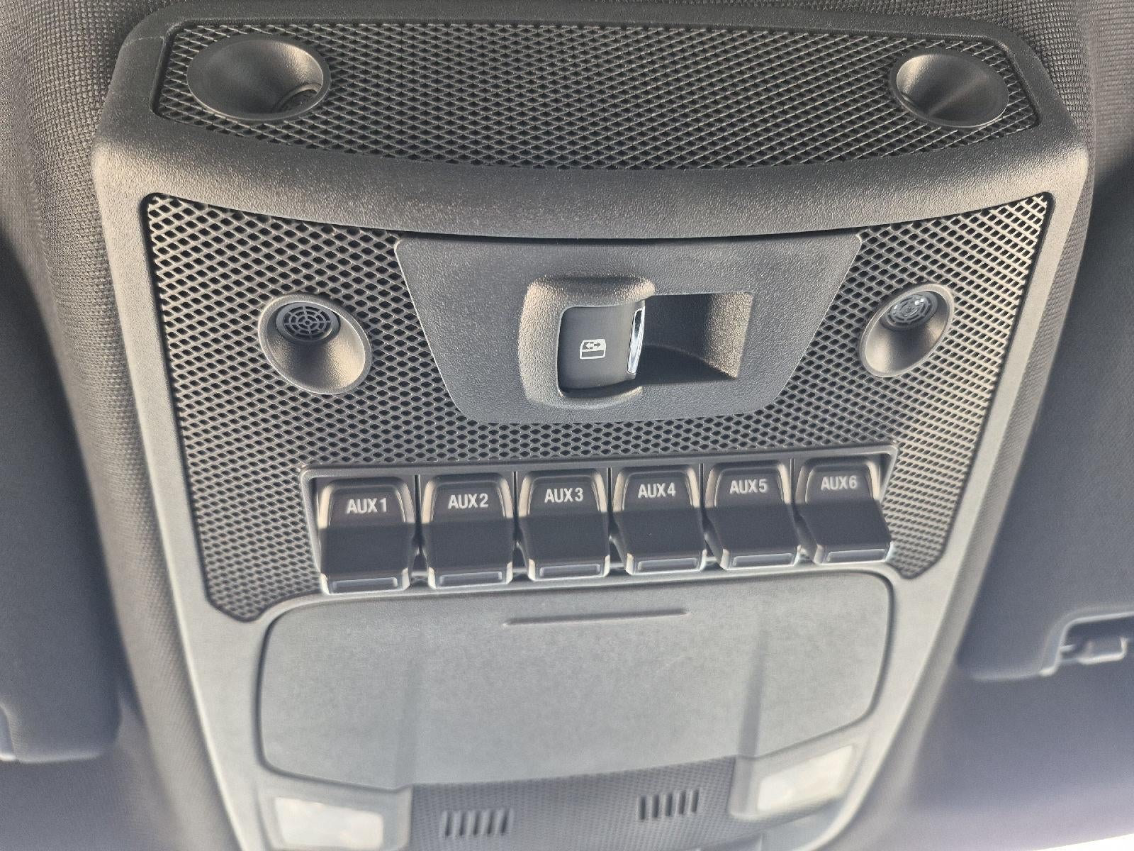 2022 Ford Super Duty F-450 DRW Platinum
