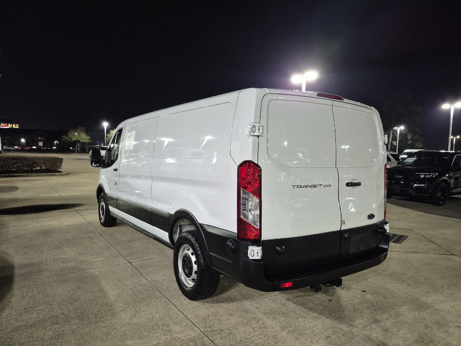 2023 Ford TRANSIT T250