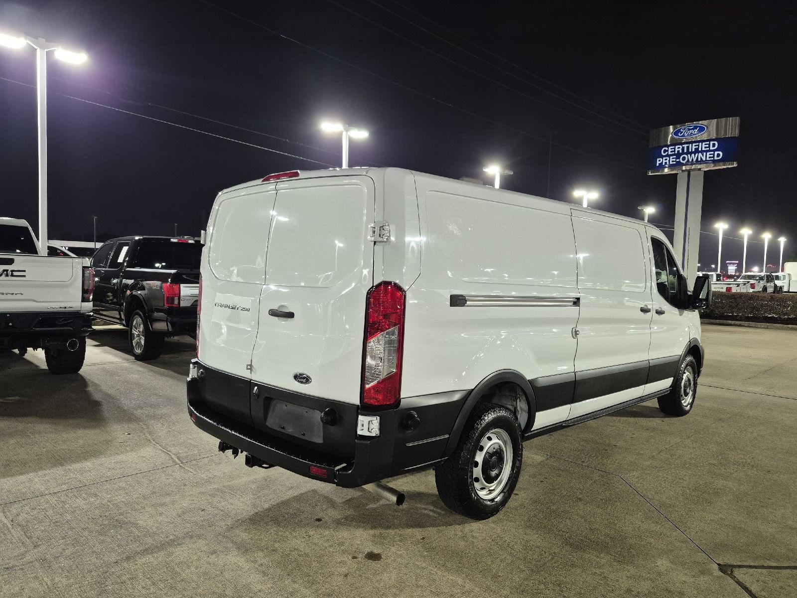 2023 Ford TRANSIT T250
