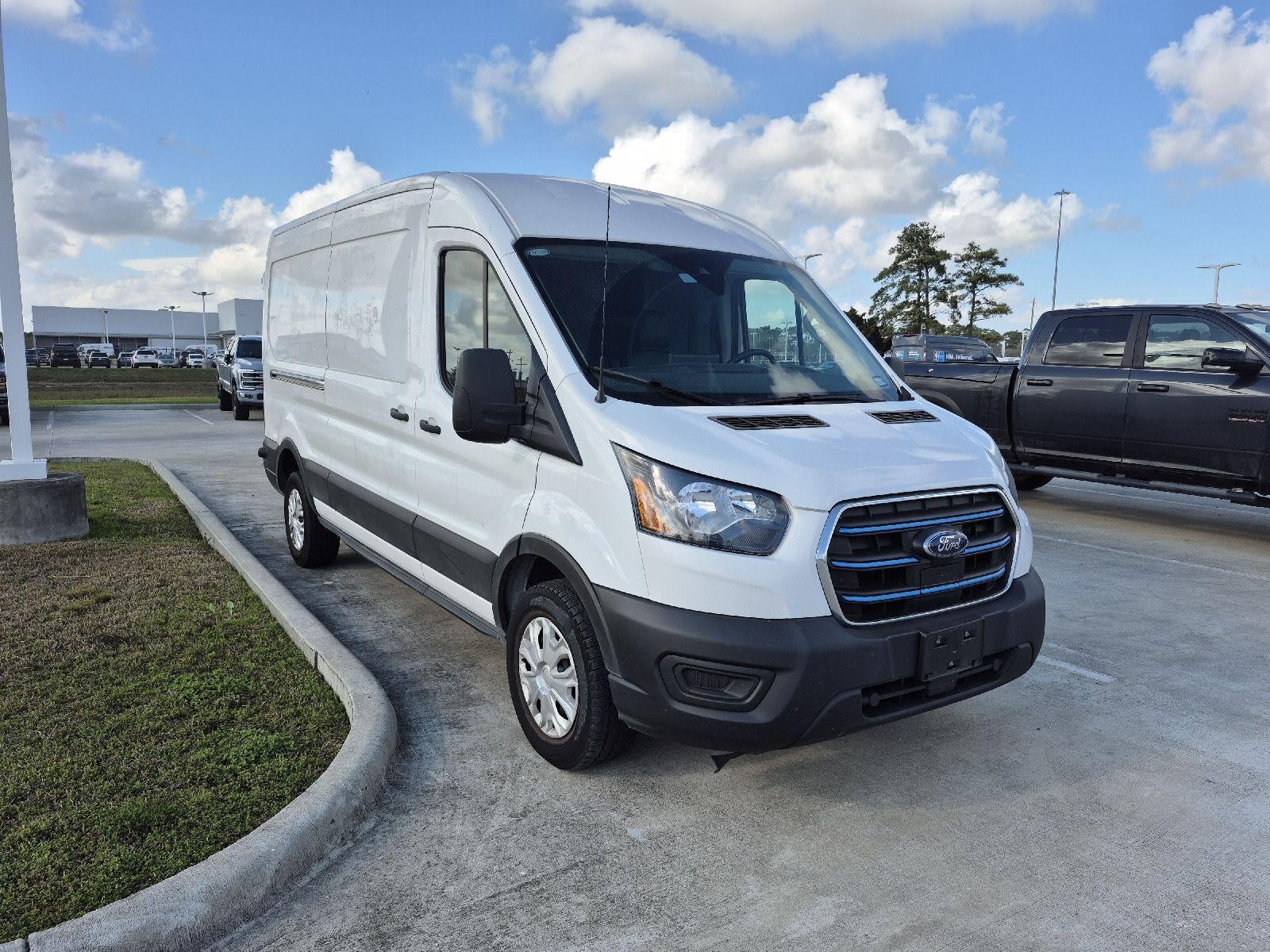 2023 Ford E-Transit 350
