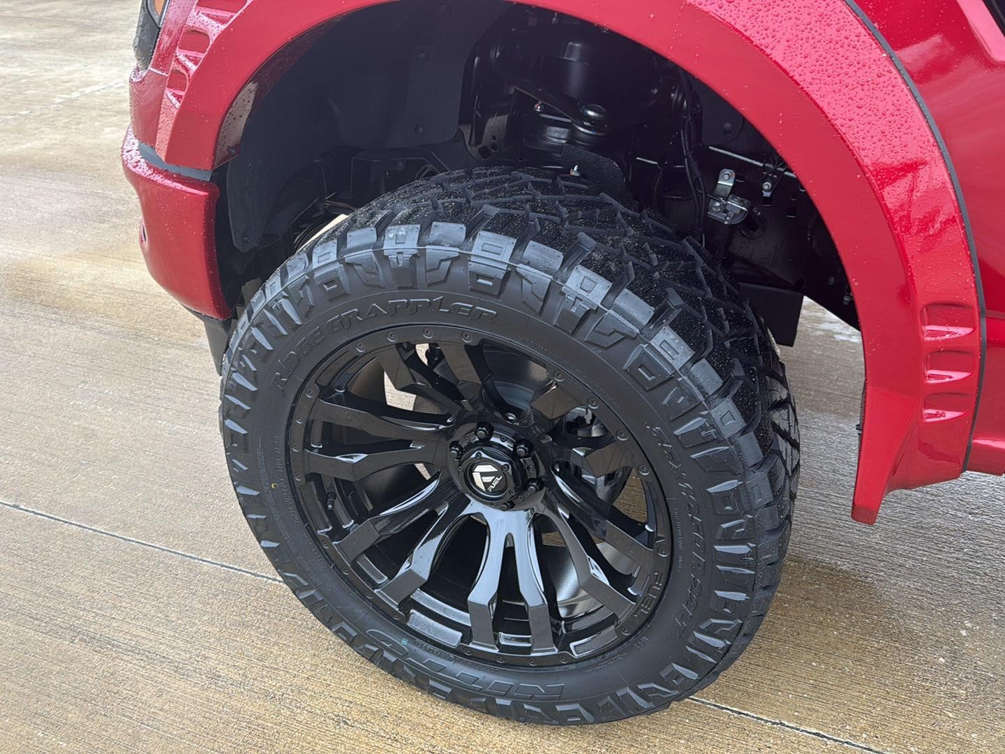 2025 Ford LIFTED F-150 XLT