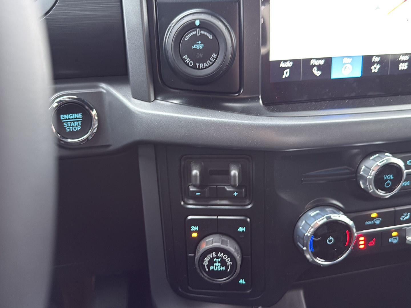 2025 Ford LIFTED F-150 XLT