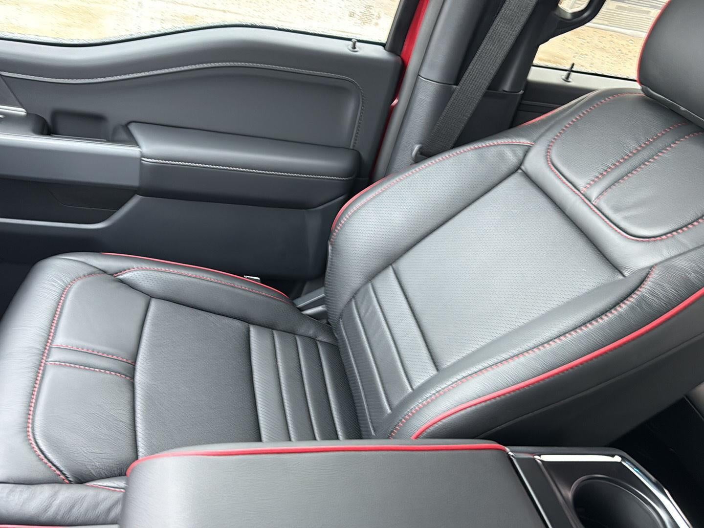 2025 Ford LIFTED F-150 XLT