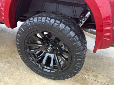 2025 Ford LIFTED F-150 XLT